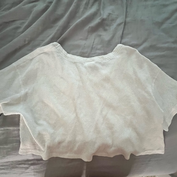 Aerie never worn cropped shirt - Picture 3 of 4